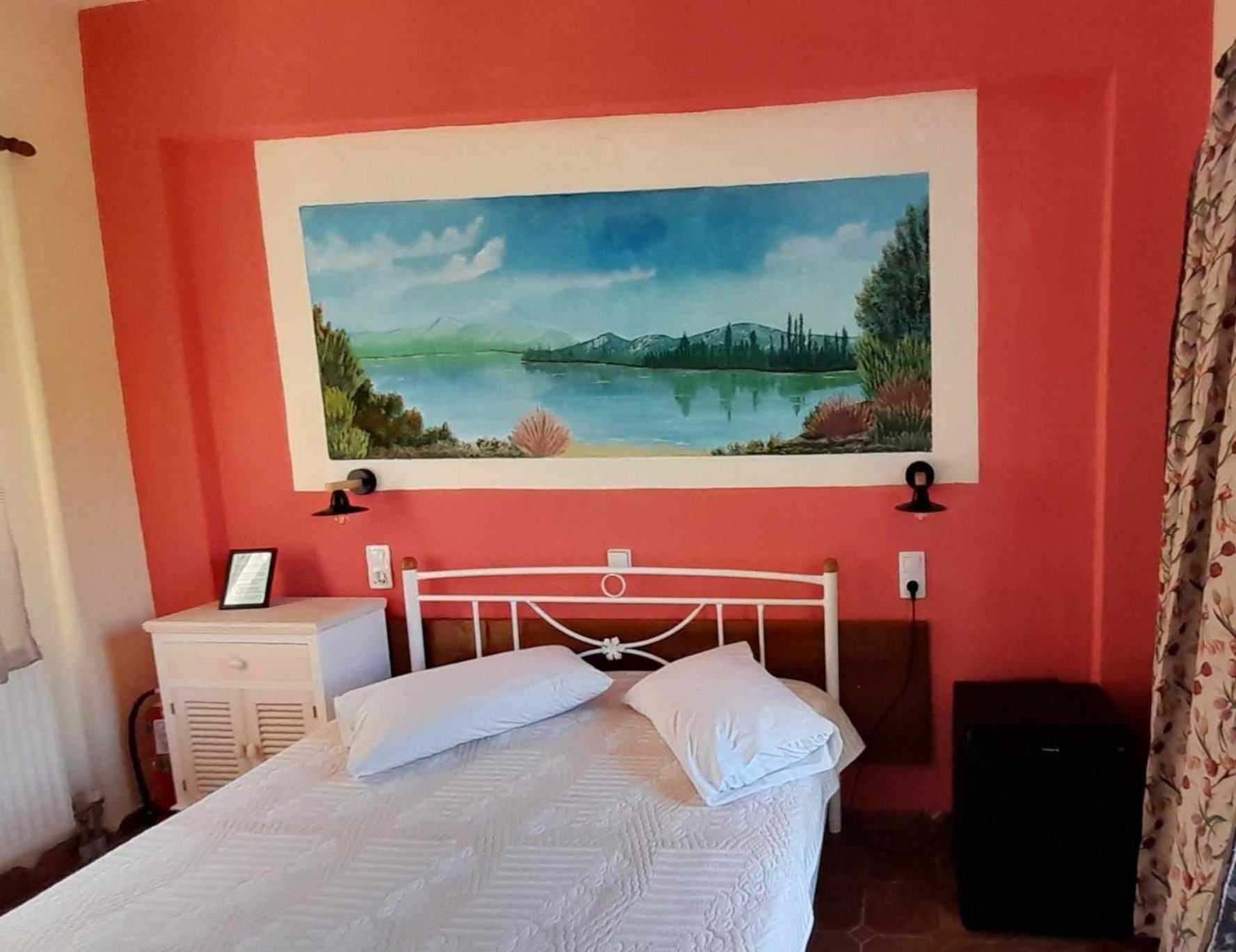 Meteora Garden Bed & Breakfast กาลัมปากา ภายนอก รูปภาพ